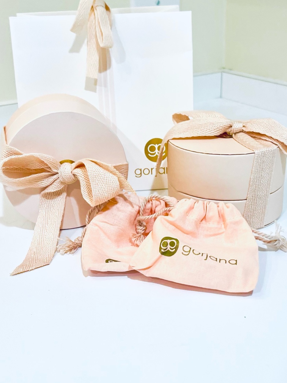 2 Gorjana Jewelry Boxes with Drawstring Pouches & Gift Bag NIB